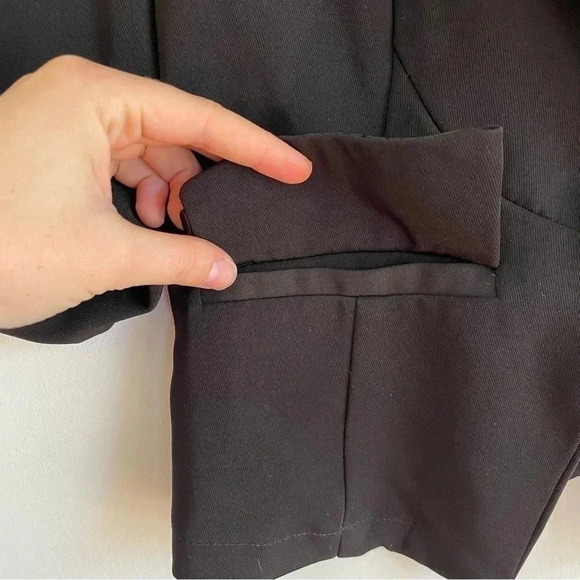 MaxMara Black Mini Blazer Jacket Classic Business Casual Work Wear Small - Picture 4 of 11